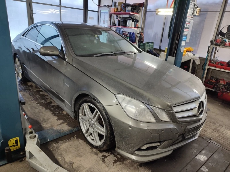 Mercedes-Benz E 350, снимка 5 - Автомобили и джипове - 47165391