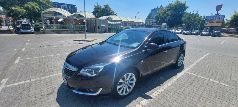 Opel Insignia, снимка 14 - Автомобили и джипове - 46559259