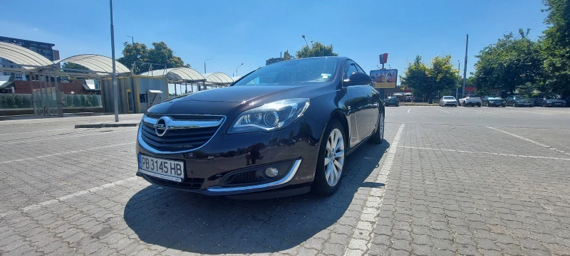 Opel Insignia, снимка 13 - Автомобили и джипове - 46559259