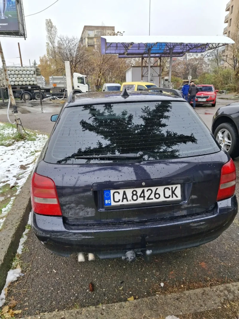 Audi A4 1.9TDI, снимка 4 - Автомобили и джипове - 47940304