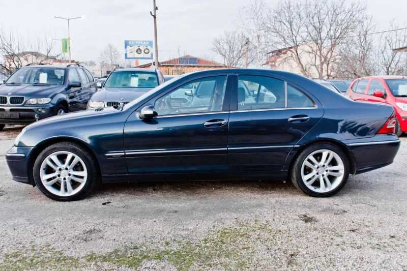 Mercedes-Benz C 220 Avtomat 150kc., снимка 4 - Автомобили и джипове - 49192242