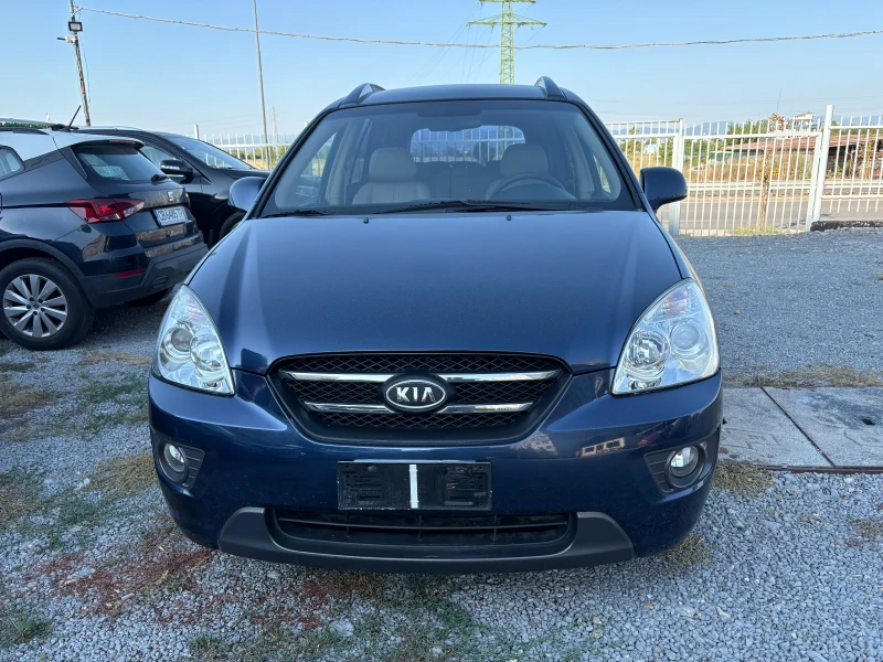 Kia Carens 2.0i  Automat, снимка 3 - Автомобили и джипове - 51289143