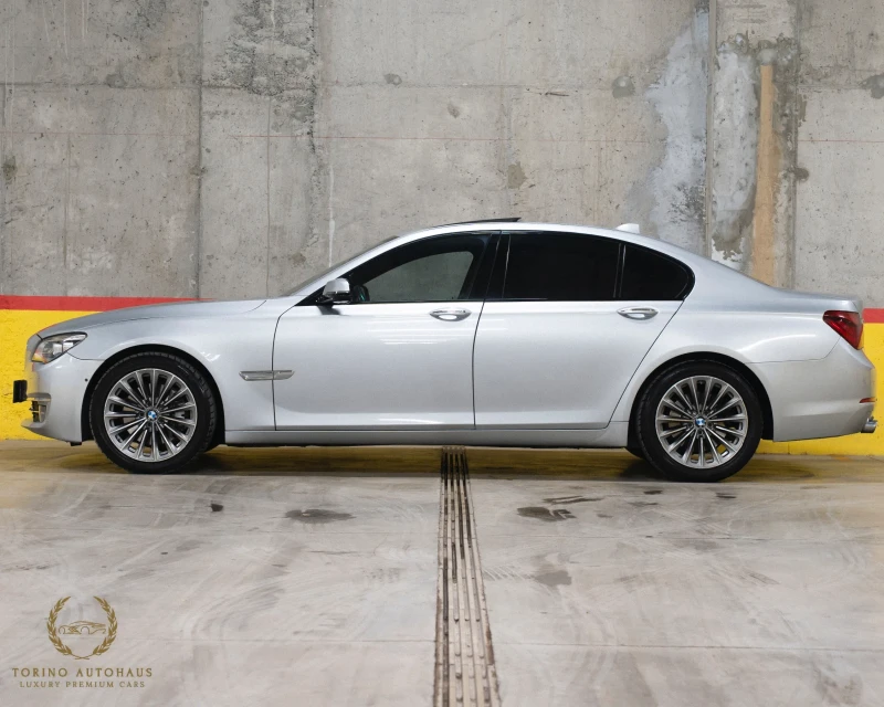 BMW 730 xDrive* 3xTV* Leaser* H&K* Shadow Line* FULL MAXX*, снимка 2 - Автомобили и джипове - 52148672