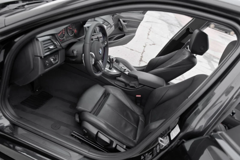 BMW 320 M3 оптик, снимка 14 - Автомобили и джипове - 52311429