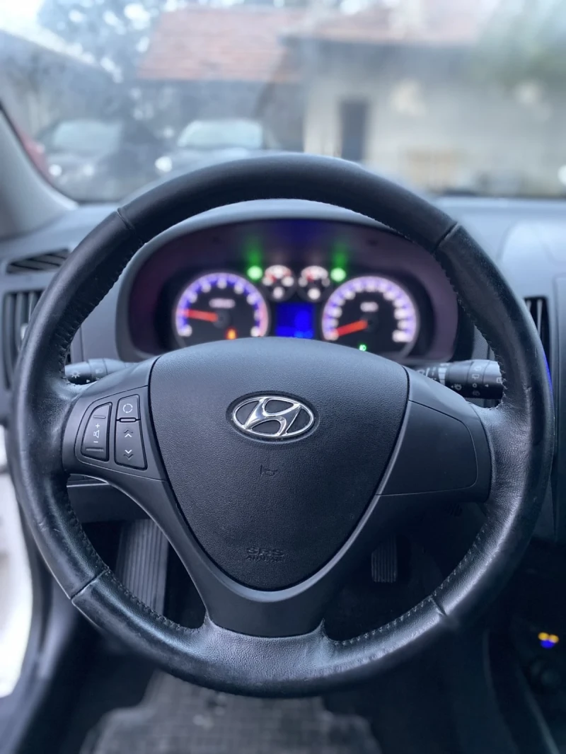 Hyundai I30 1.4i FACELIFT FIFA EDITION ПРОДАДЕНА!, снимка 6 - Автомобили и джипове - 52517769