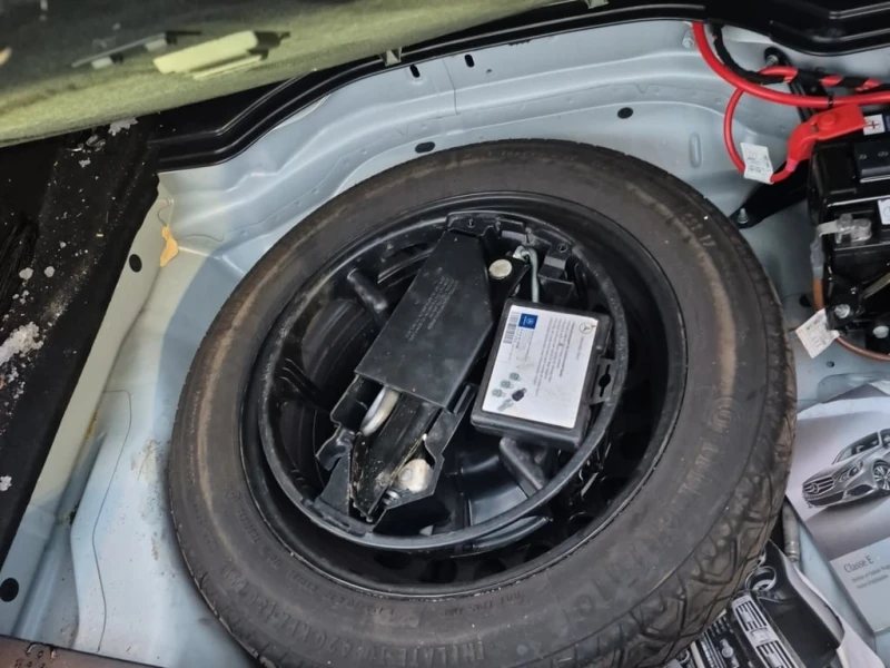 Mercedes-Benz E 350 2014 4MATIC * БЕЗ ПЪРВОНАЧАЛНА ВНОСКА, снимка 13 - Автомобили и джипове - 52939290