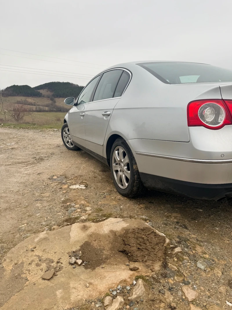 VW Passat 2.0 куб.140 коня ГАРАЖНА, снимка 14 - Автомобили и джипове - 53075090