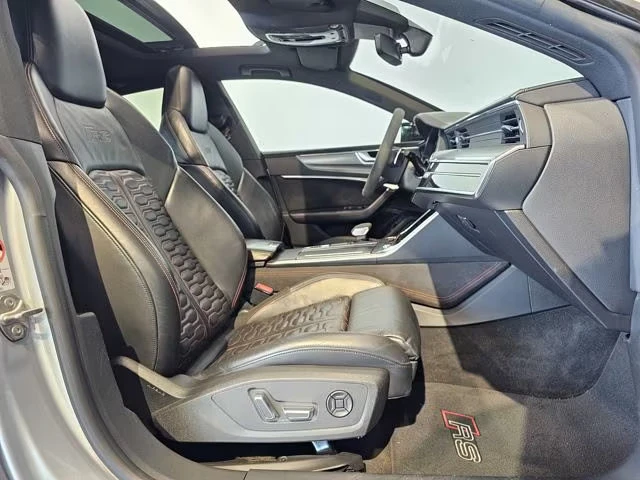 Audi Rs7 QUATTRO/600HP/KERAMIC/SOFT/HUD/B&O/PANO/360/498z, снимка 13 - Автомобили и джипове - 55089473