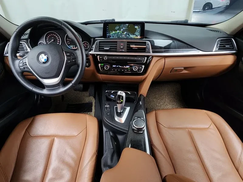 BMW 320 I LUXURY, снимка 7 - Автомобили и джипове - 55363249