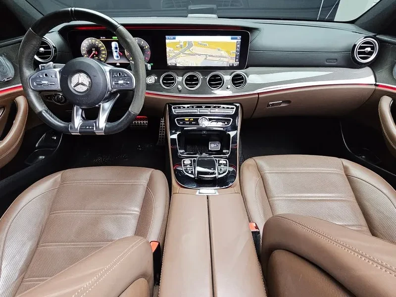 Mercedes-Benz E 53 AMG Amg 4Matic+ , снимка 7 - Автомобили и джипове - 56737913
