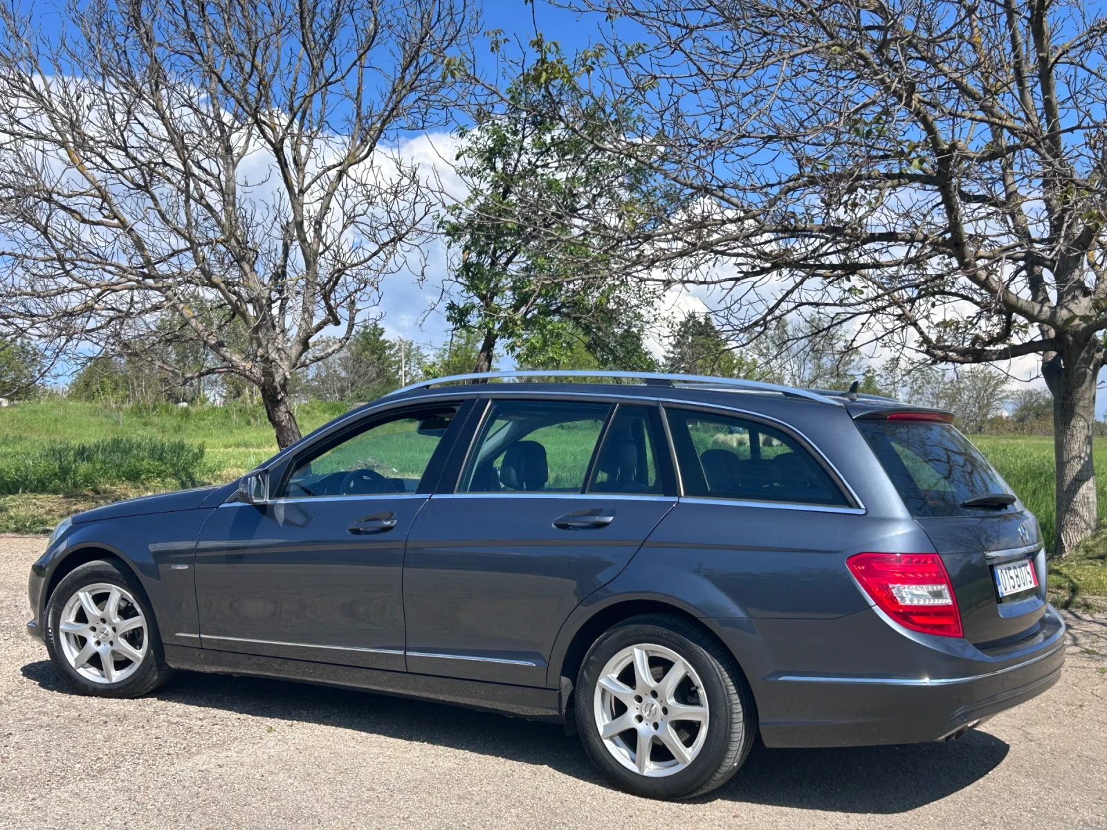 Mercedes-Benz C 200 Avantgarde 71, 000km. - изображение 3
