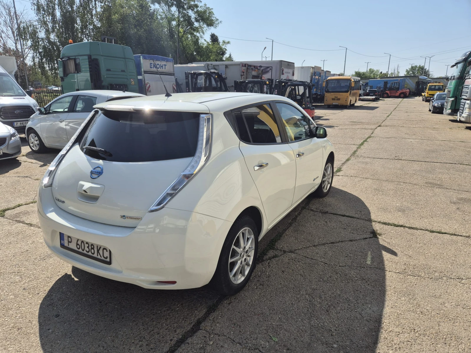 Nissan Leaf   - изображение 4