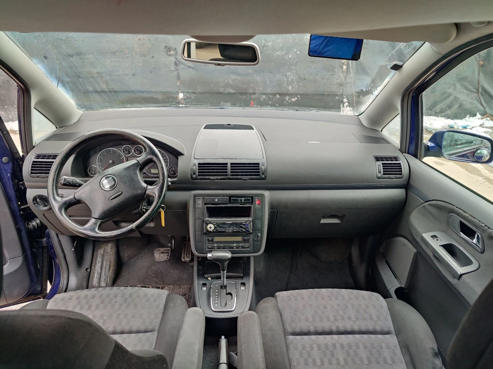Seat Alhambra 1.8T 20v автомат  | Mobile.bg — изображение 11