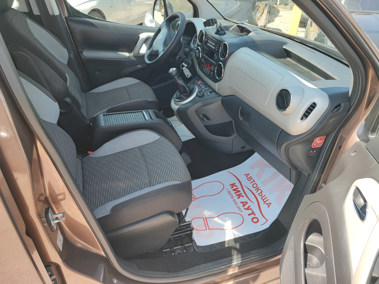 Peugeot Partner 1.6HDI-115ks-ПАРКТРОНИК - изображение 10