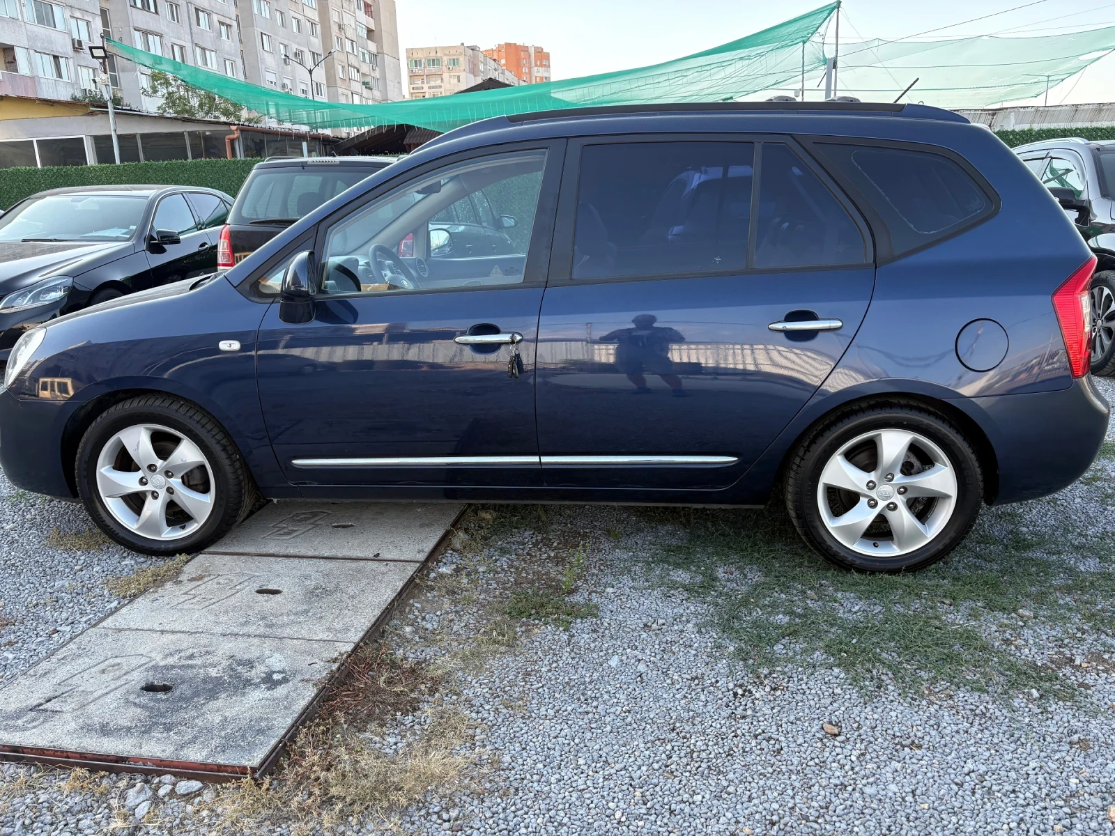 Kia Carens 2.0i  Automat - изображение 7