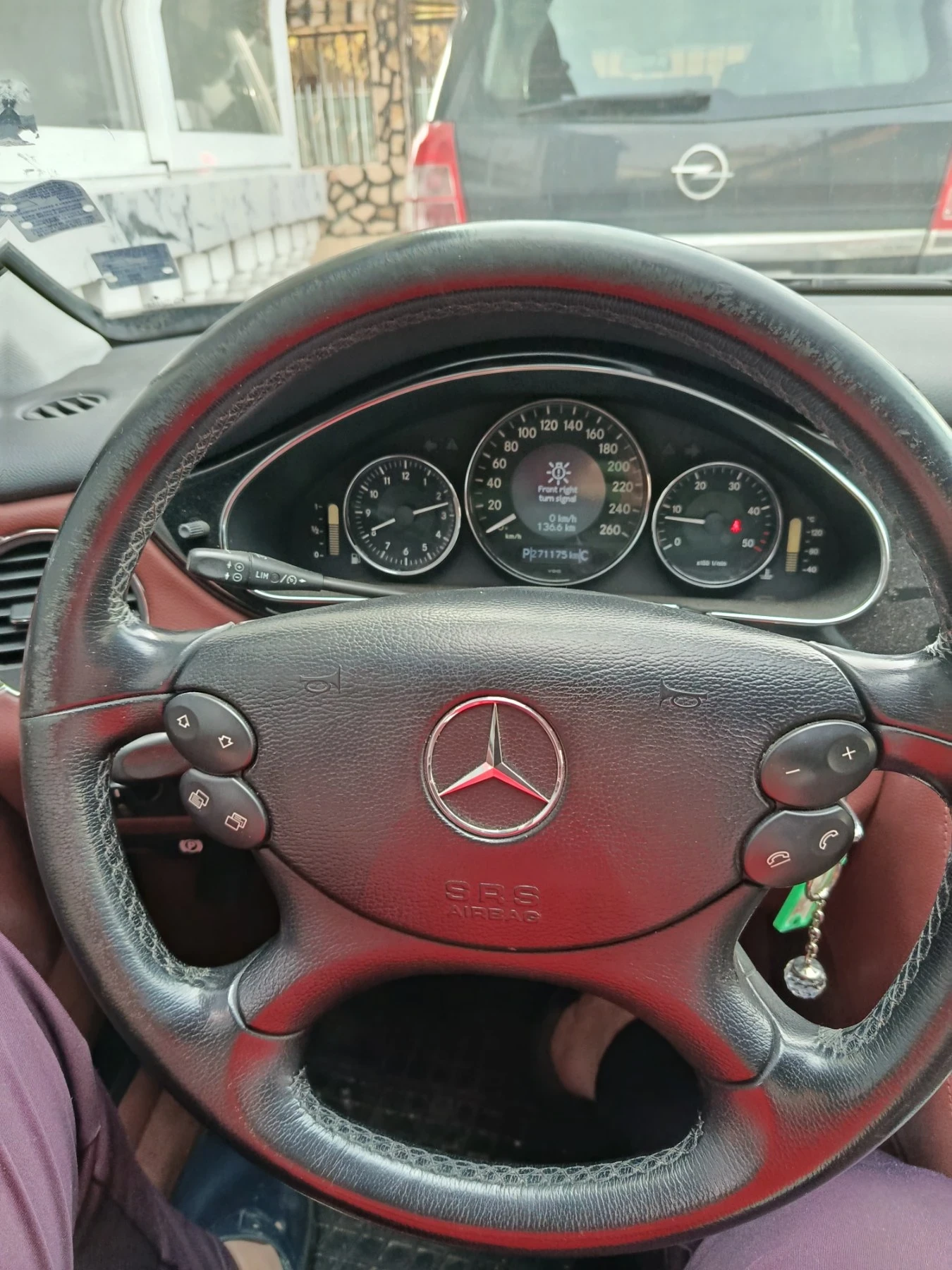 Mercedes-Benz CLS 320  - изображение 3