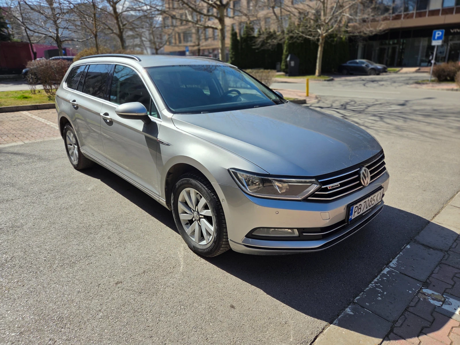 VW Passat 2.0TDI 190HP 4MOTION CAMERA, снимка 6 - Автомобили и джипове - 53841661