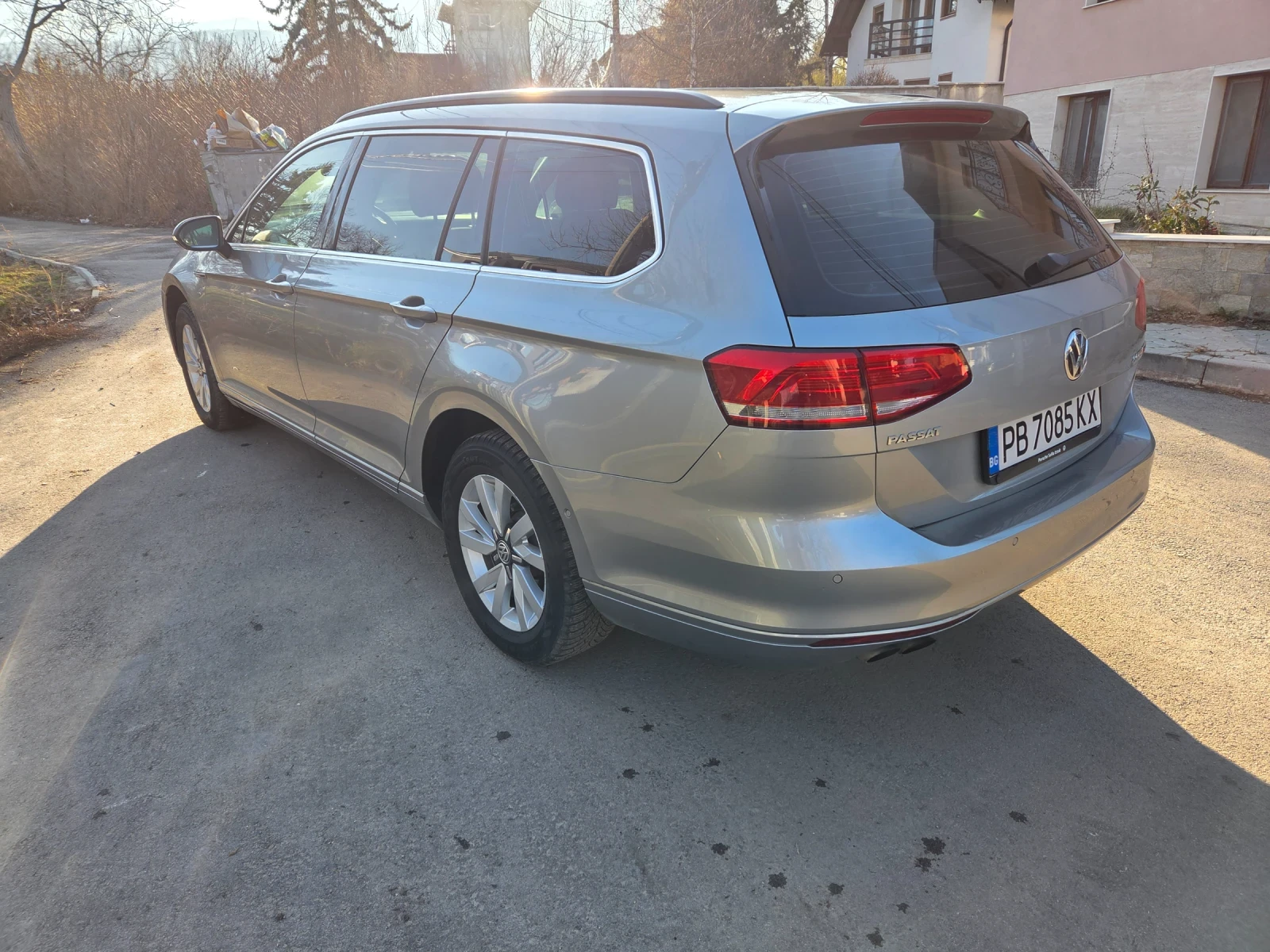 VW Passat 2.0TDI 190HP 4MOTION CAMERA, снимка 3 - Автомобили и джипове - 53841661