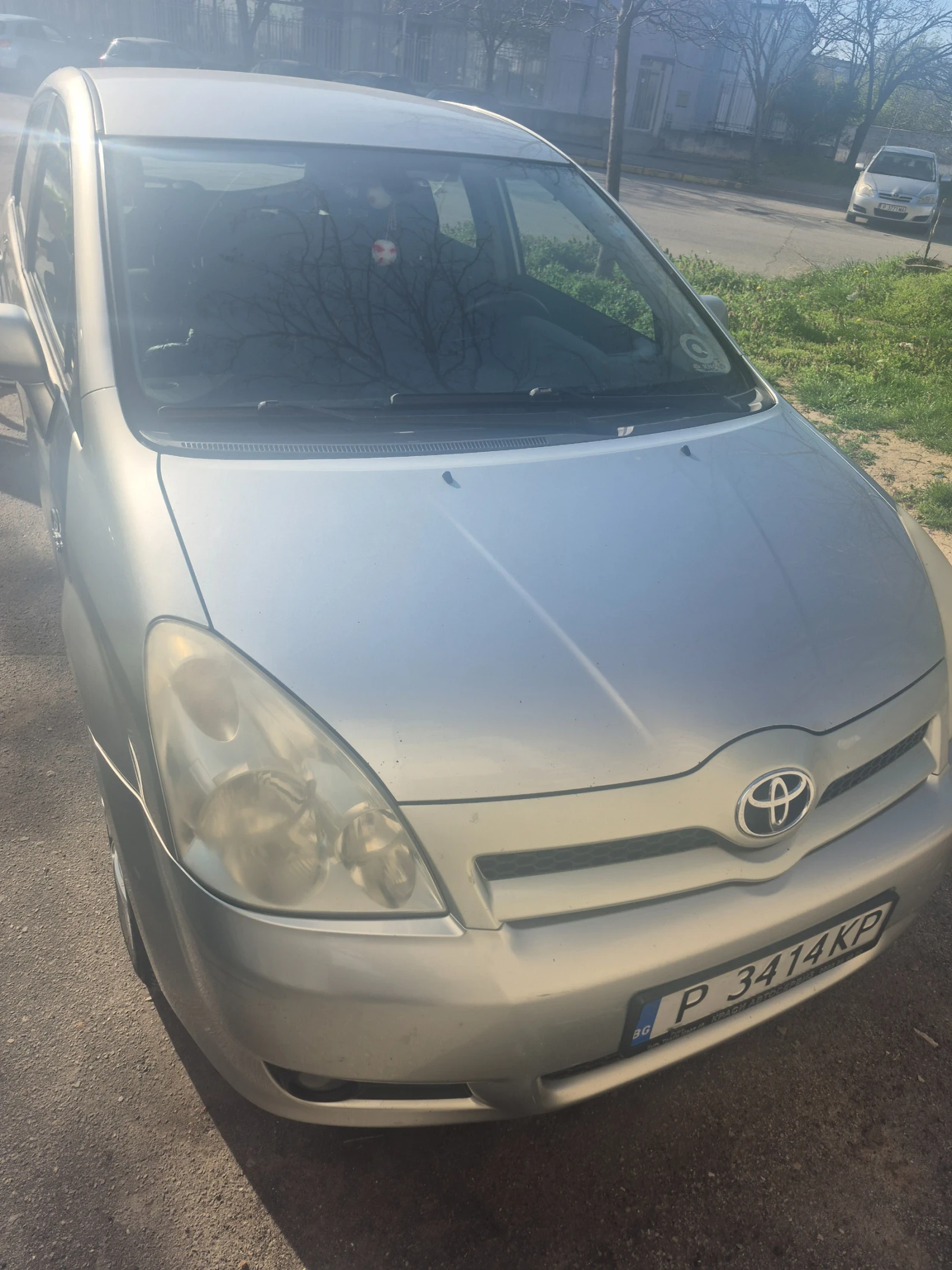 Toyota Corolla verso, снимка 5 - Автомобили и джипове - 53897126