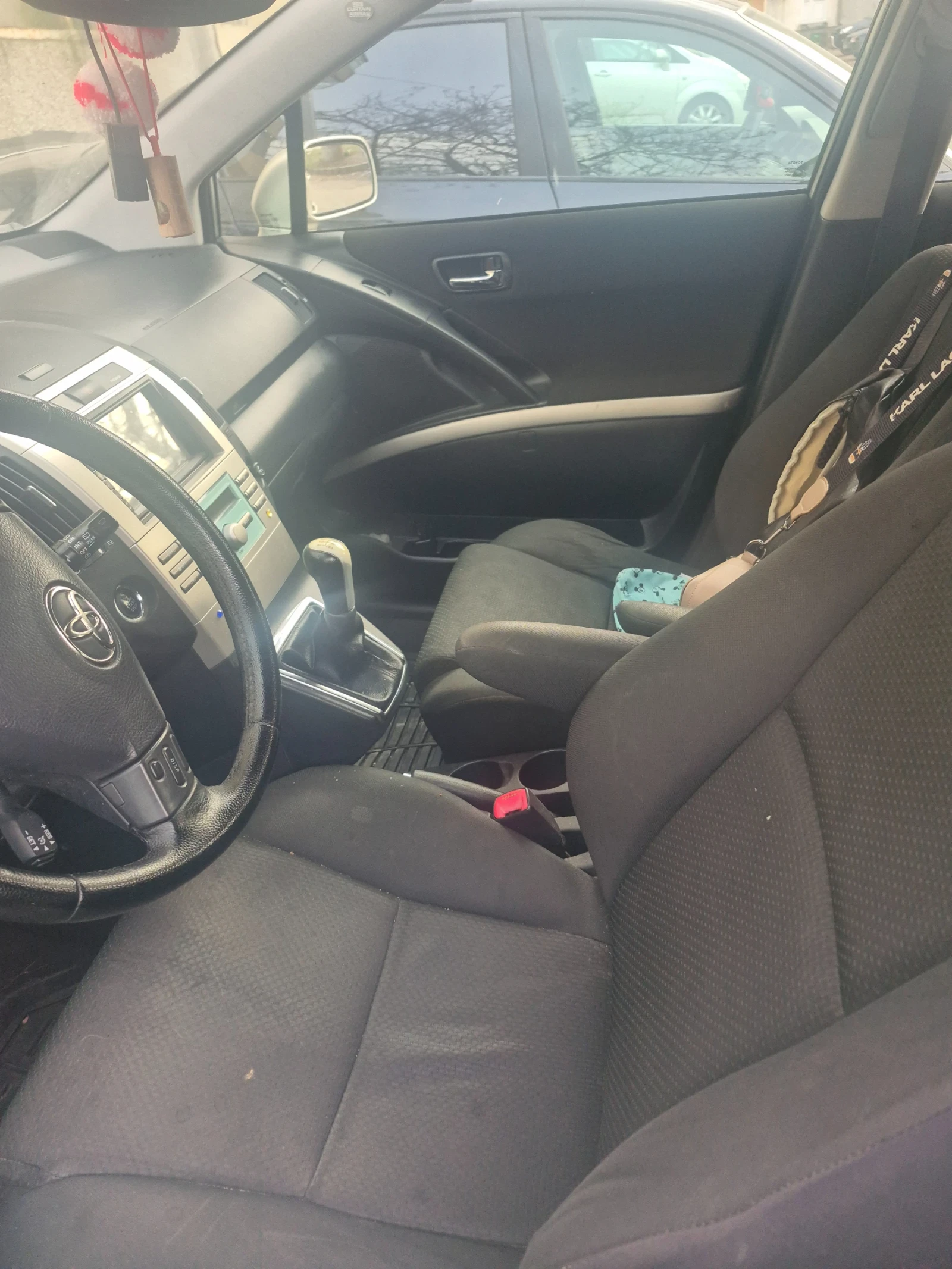 Toyota Corolla verso, снимка 4 - Автомобили и джипове - 53897126