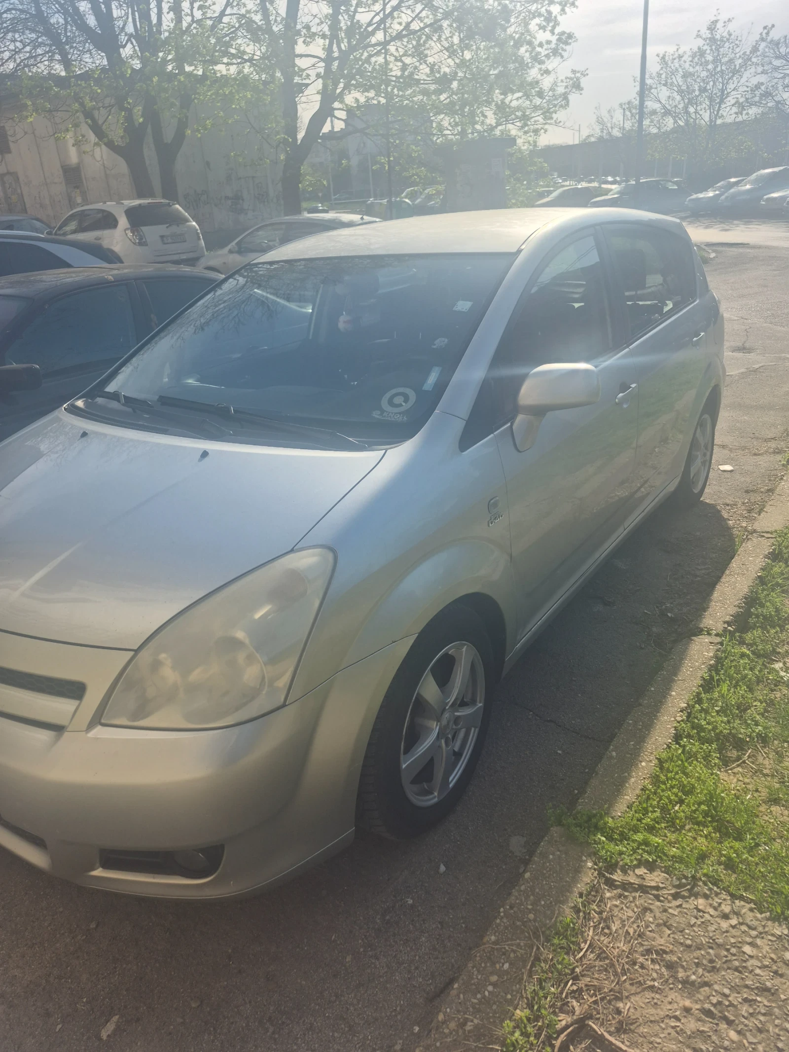 Toyota Corolla verso, снимка 6 - Автомобили и джипове - 53897126