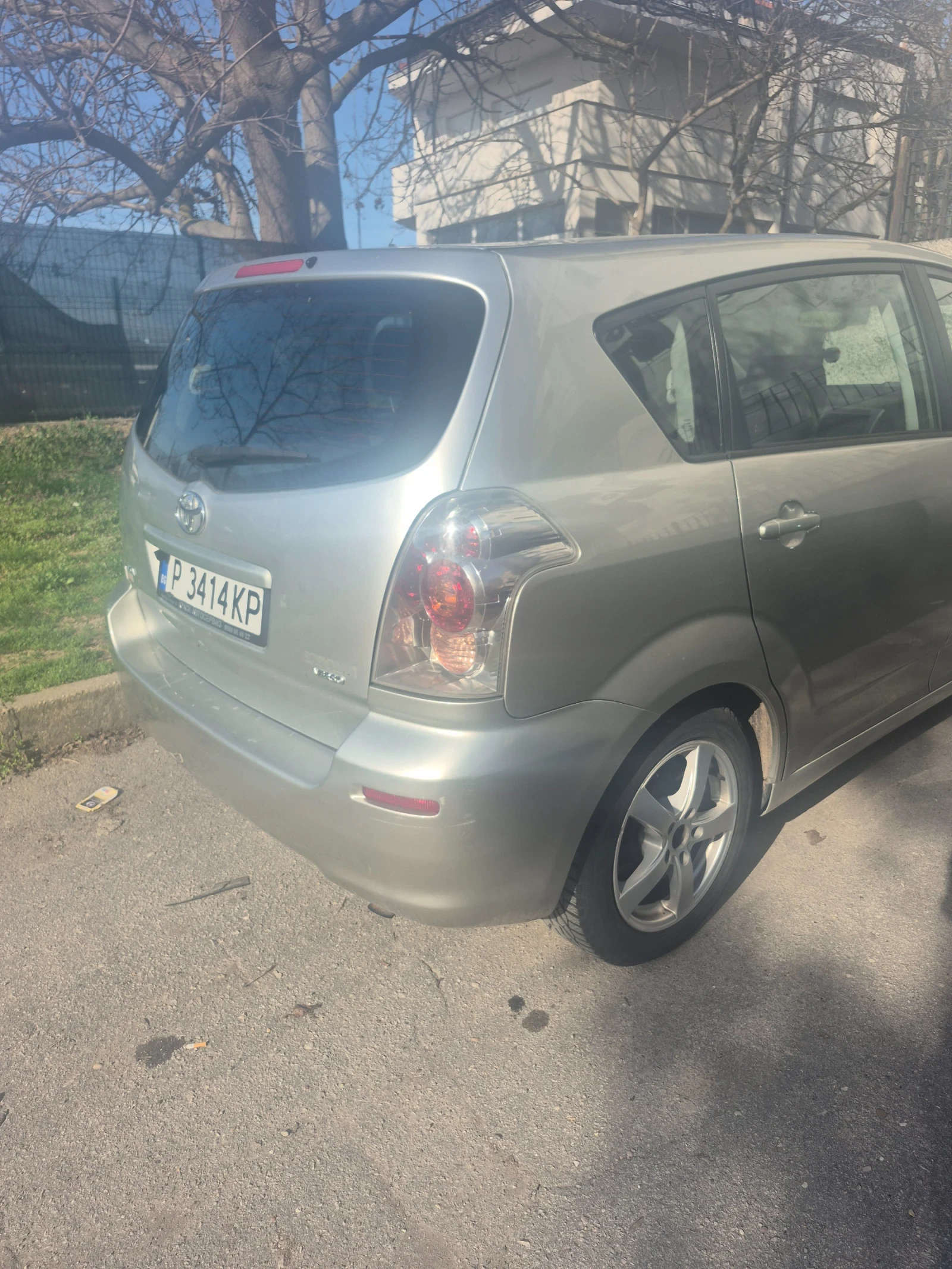 Toyota Corolla verso, снимка 12 - Автомобили и джипове - 53897126