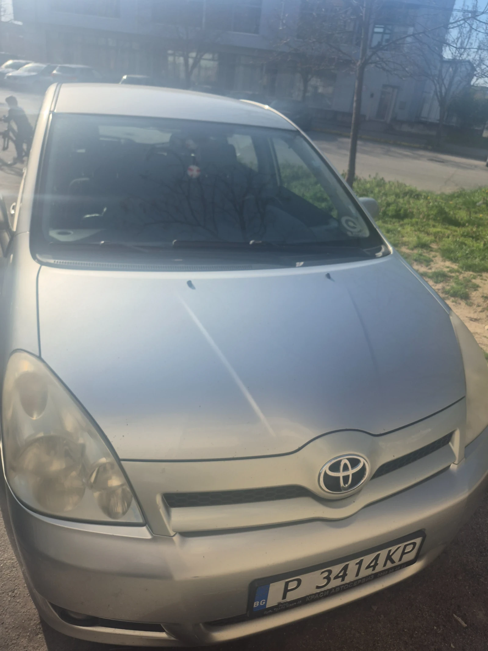 Toyota Corolla verso, снимка 3 - Автомобили и джипове - 53897126