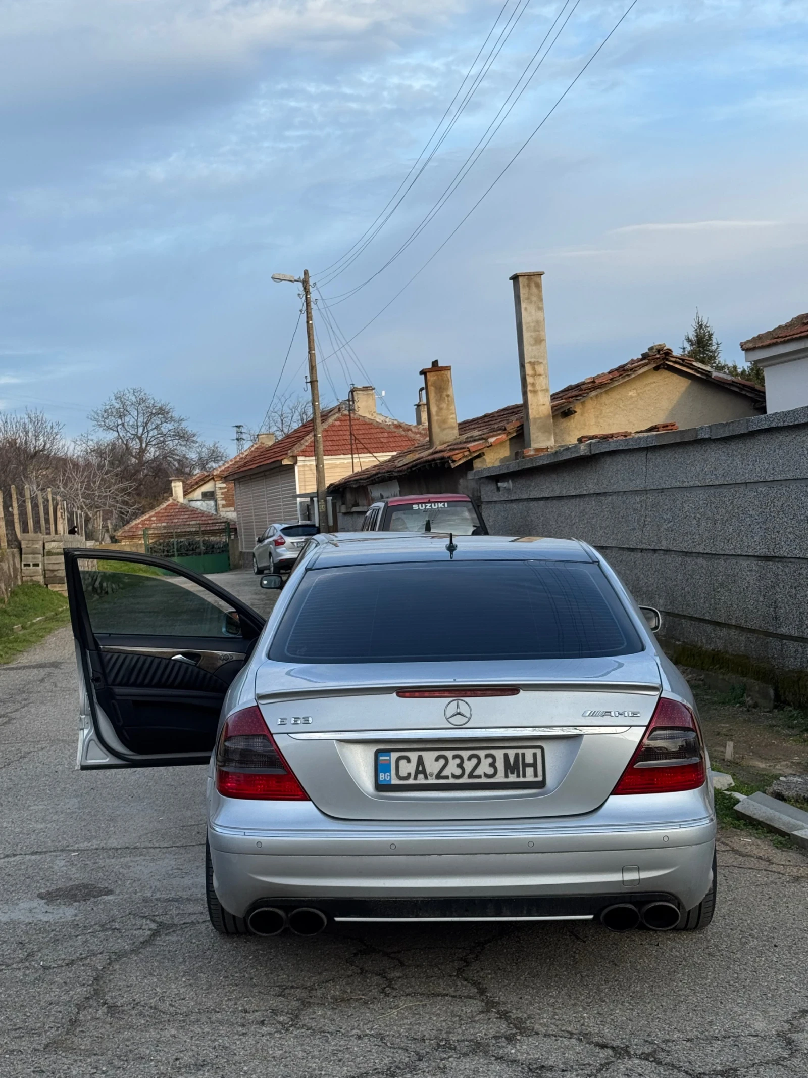 Mercedes-Benz E 280, снимка 3 - Автомобили и джипове - 53921045