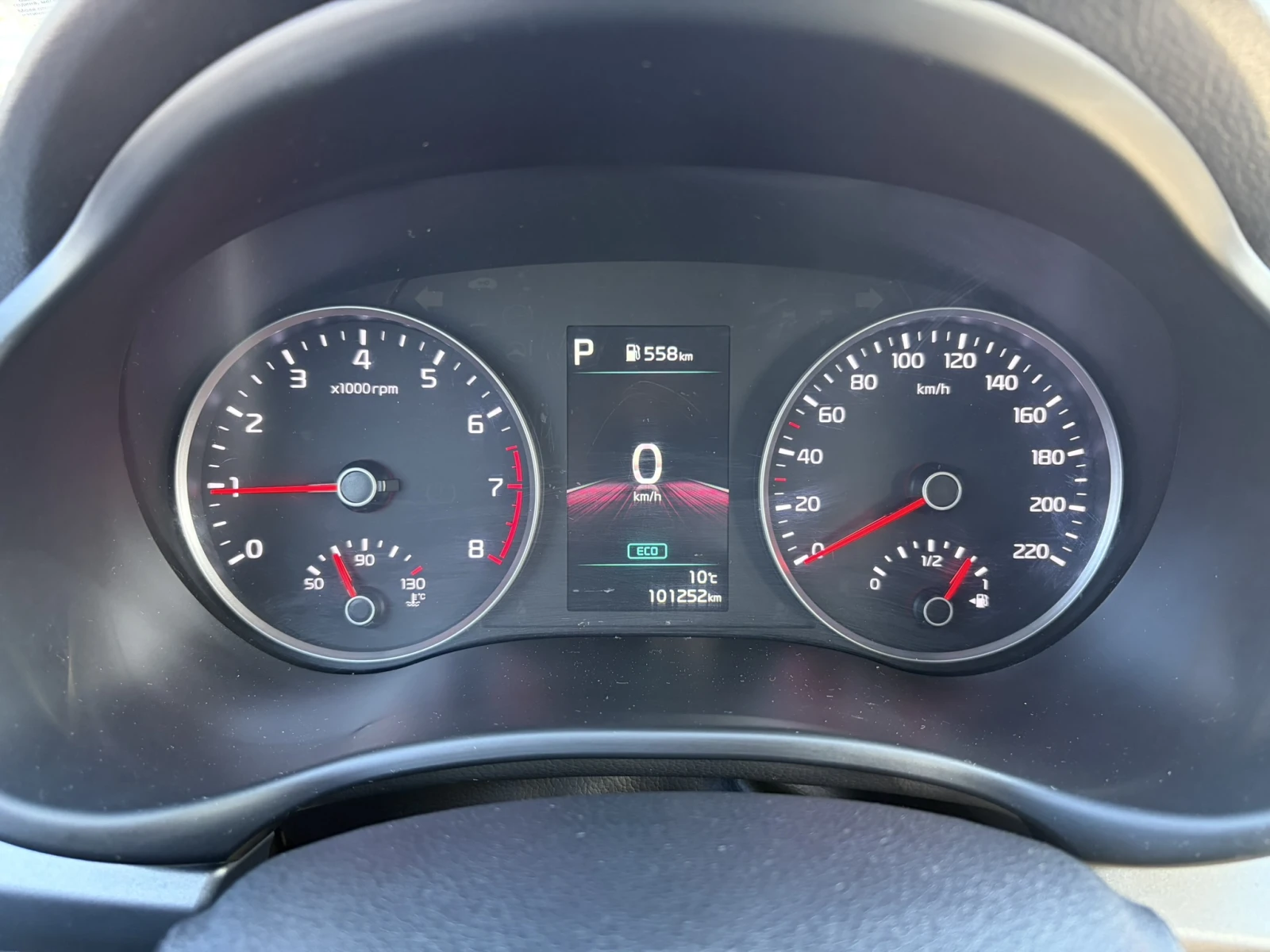 Kia Rio L 1.0 100 hp, снимка 10 - Автомобили и джипове - 54477669