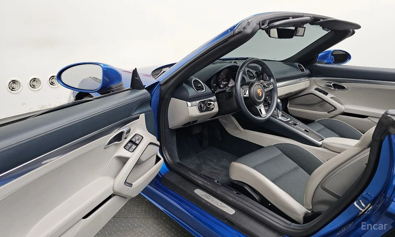 Porsche Boxster 2.0* PDK, снимка 8 - Автомобили и джипове - 54640992