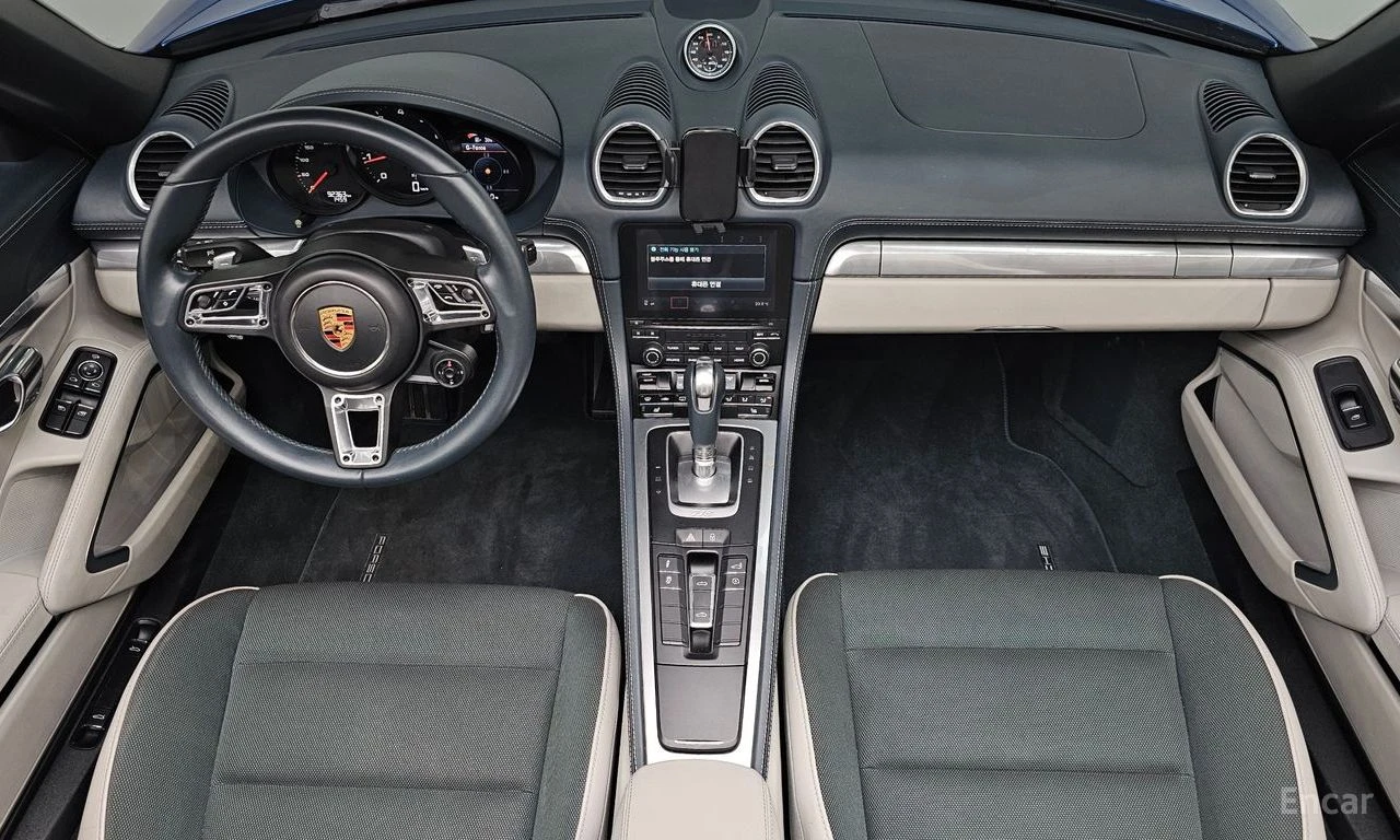 Porsche Boxster 2.0* PDK, снимка 9 - Автомобили и джипове - 54640992