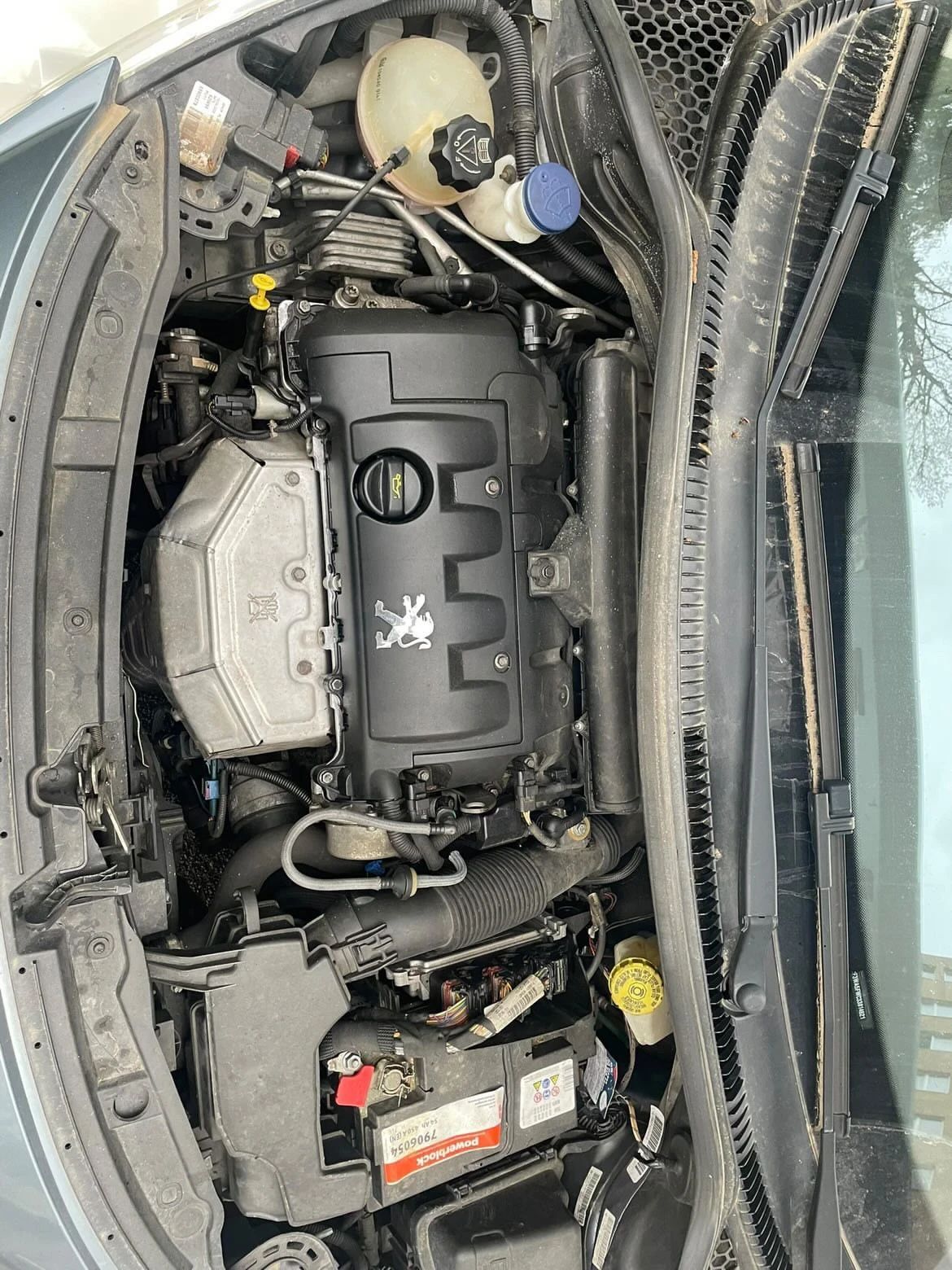 Peugeot 207 1.6i, снимка 7 - Автомобили и джипове - 54715294