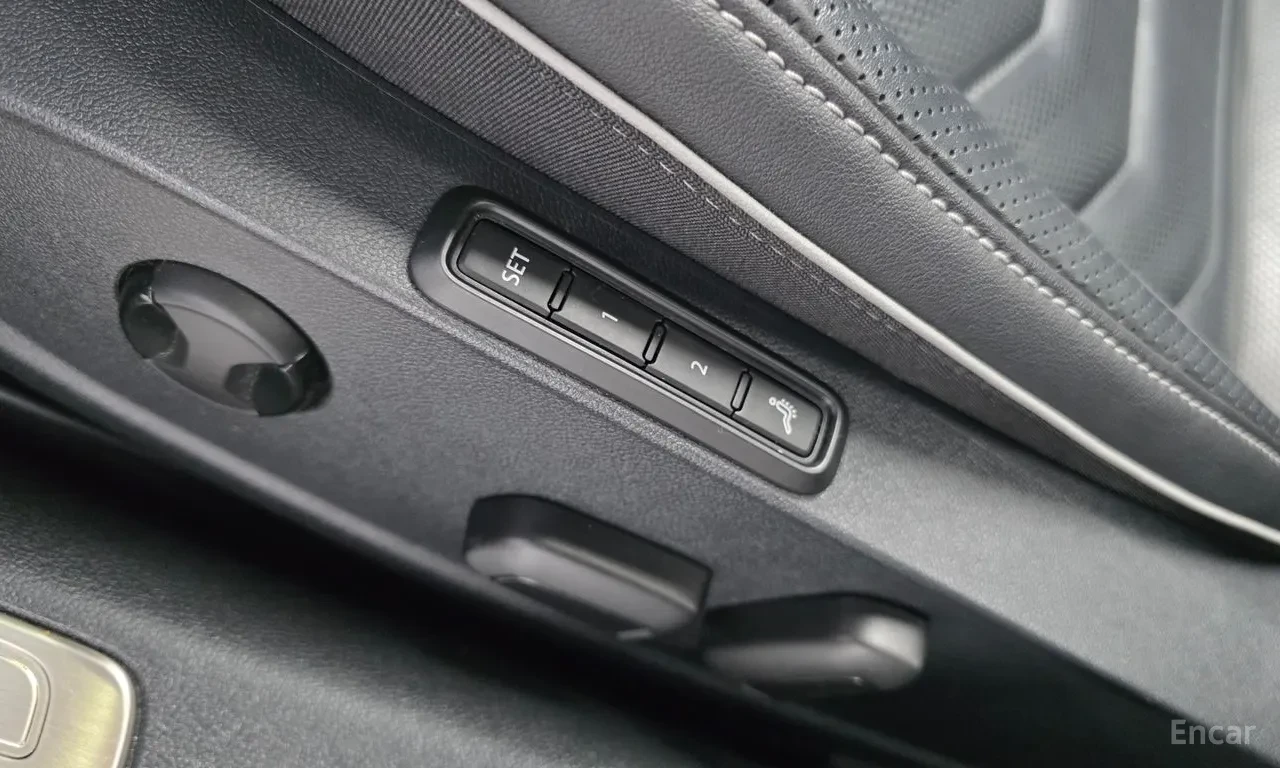 VW Arteon  PRESTIGE* ОБДУХ* 360* DISTRONIK* , снимка 12 - Автомобили и джипове - 54896476
