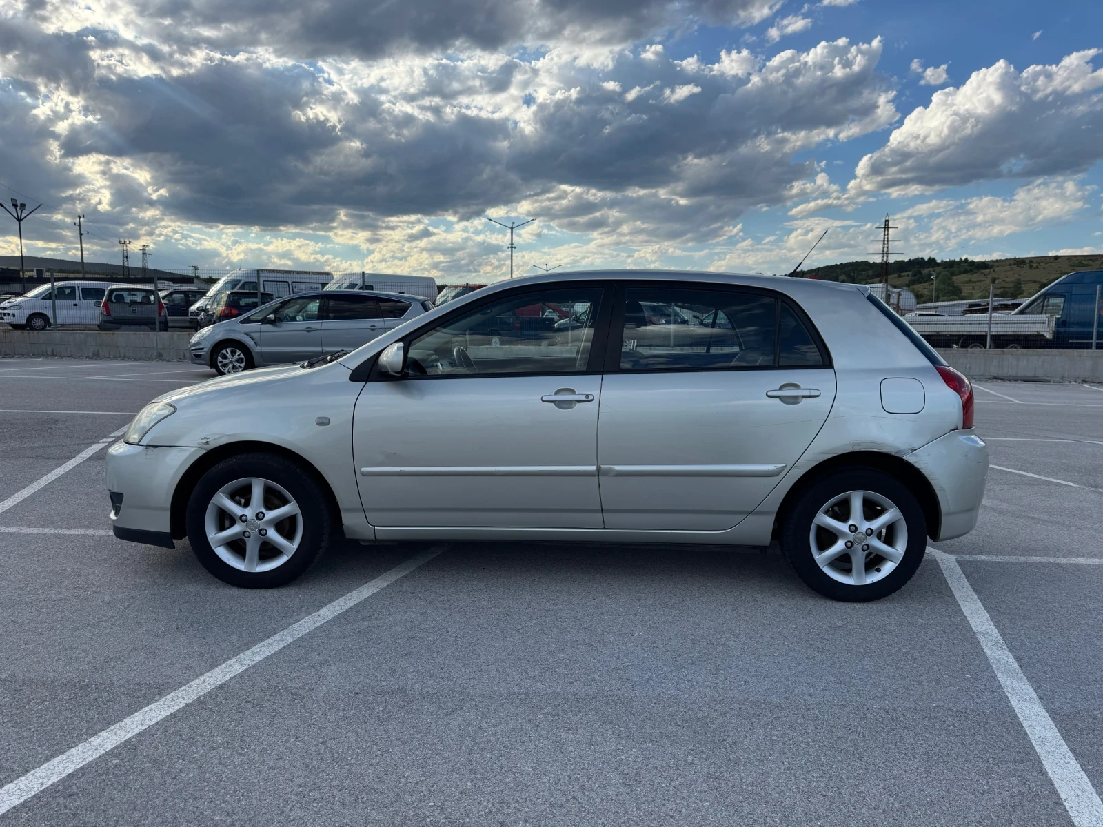 Toyota Corolla 1.6 i | 110 h.p. | 6 скорости, снимка 4 - Автомобили и джипове - 54923239