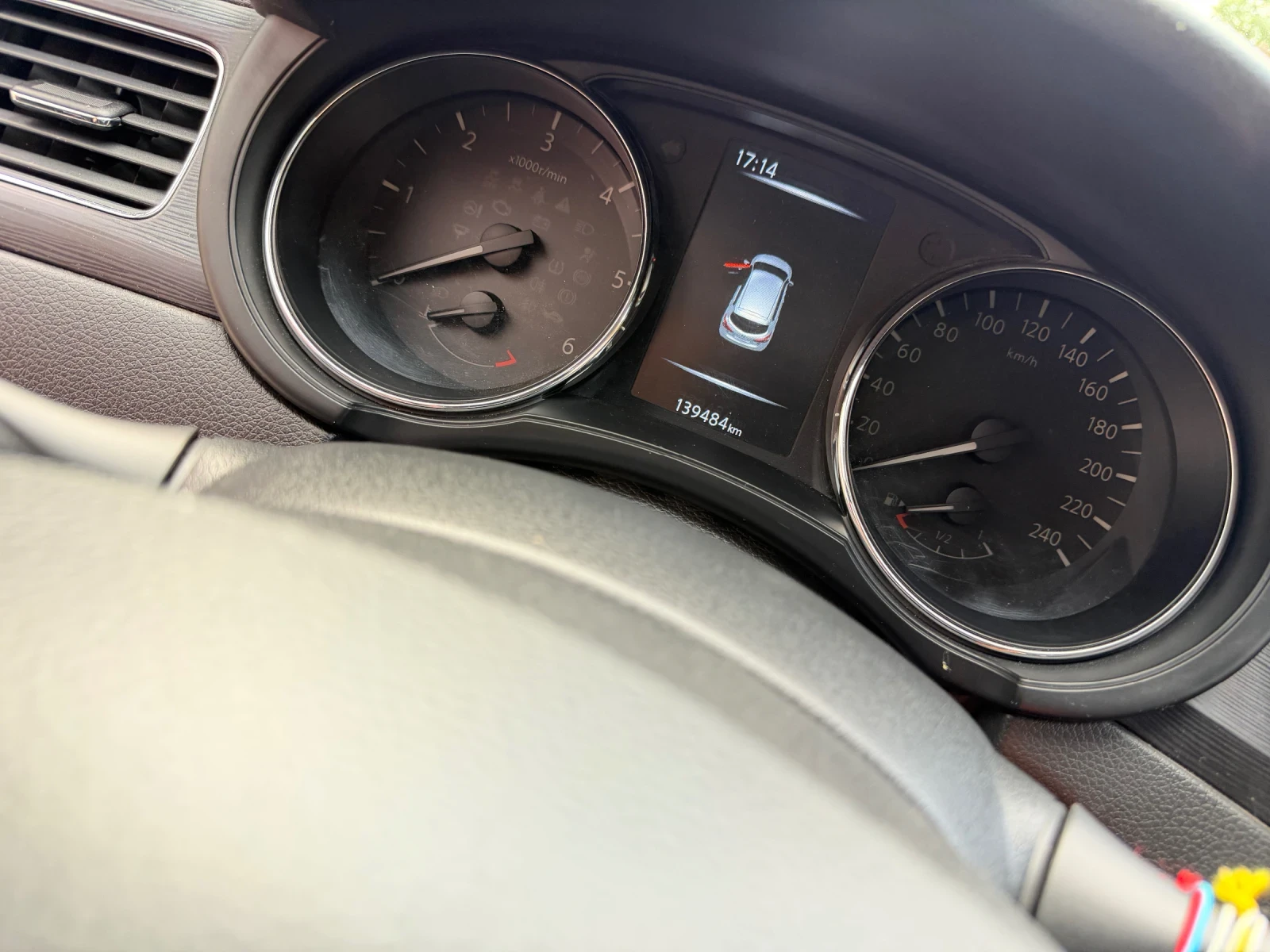 Nissan Pulsar Nissan Pulsar 1.5 DCi 110 �� Navi Keyless ������ E | Mobile.bg � ����������� 10