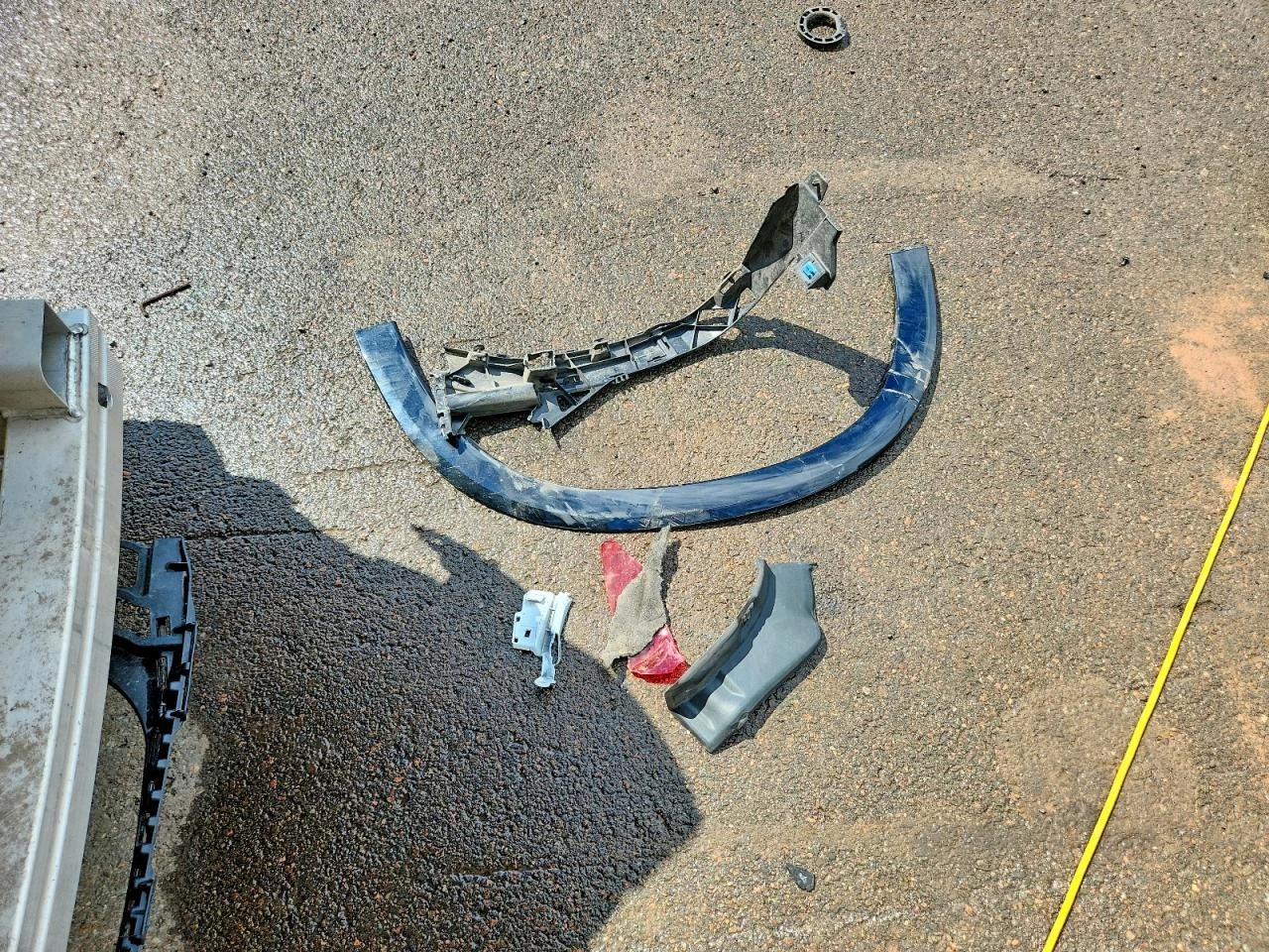 Mercedes-Benz EQS SUV 450 4MATIC - DUAL SCREEN - BURMESTER - ОБДУХ, снимка 12 - Автомобили и джипове - 56221792
