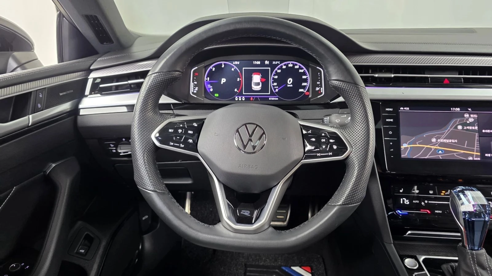 VW Arteon, снимка 13 - Автомобили и джипове - 56689635