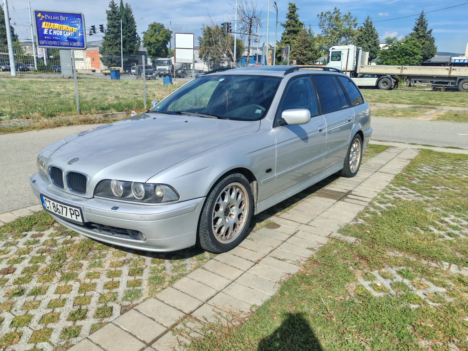 BMW 525 525 iA, снимка 3 - Автомобили и джипове - 56746901