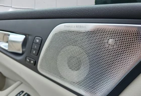 Volvo XC60 ULTRA/350HP/MASSAGE/PANO/B&W/360/MEMO/HUD/LED/394g, снимка 12