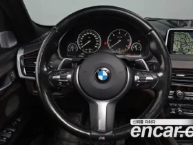 BMW X5 xDrive M50D, снимка 15