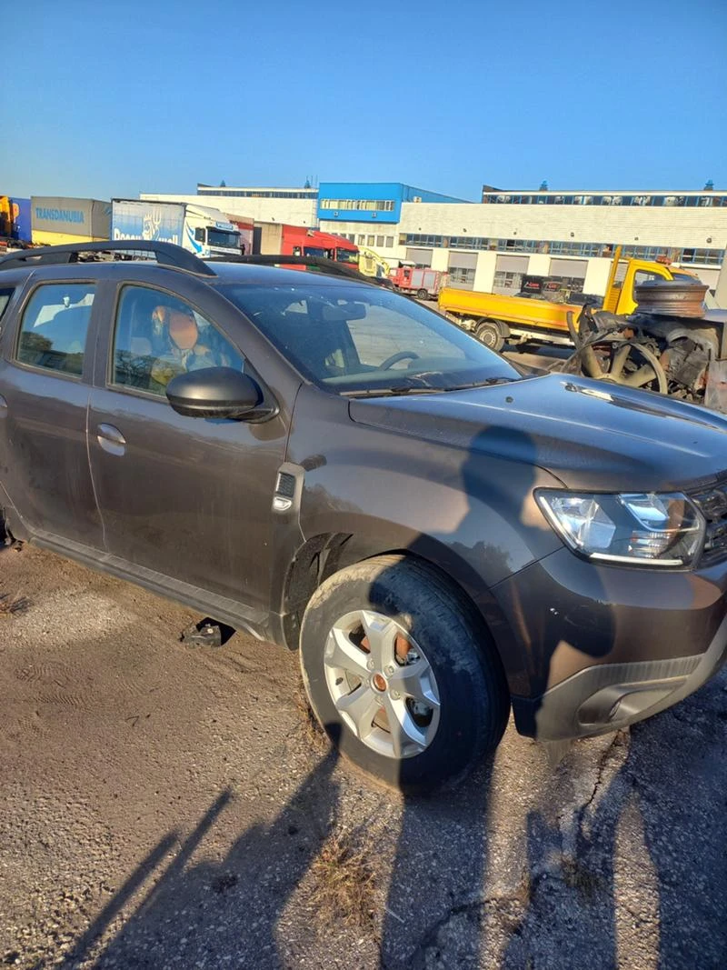 Dacia Duster 1.0tce, снимка 3 - Автомобили и джипове - 34620008