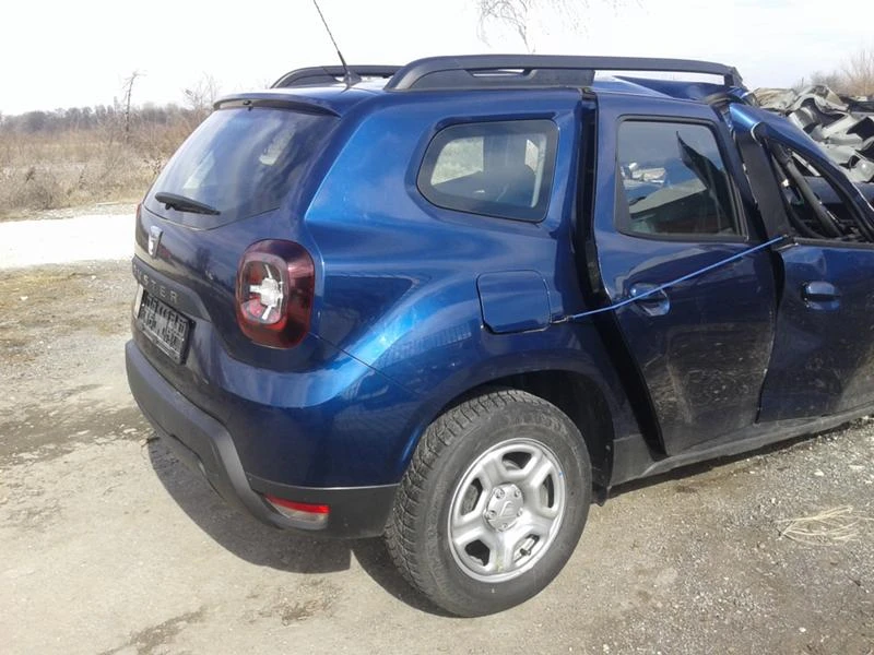 Dacia Duster 1.0tce, снимка 16 - Автомобили и джипове - 34620008