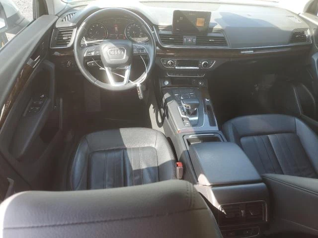 Audi Q5 PREMIUM, снимка 8 - Автомобили и джипове - 47740949