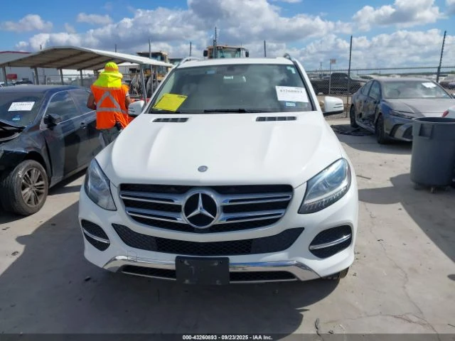 Mercedes-Benz GLE 350 4MATIC, снимка 2 - Автомобили и джипове - 53570842