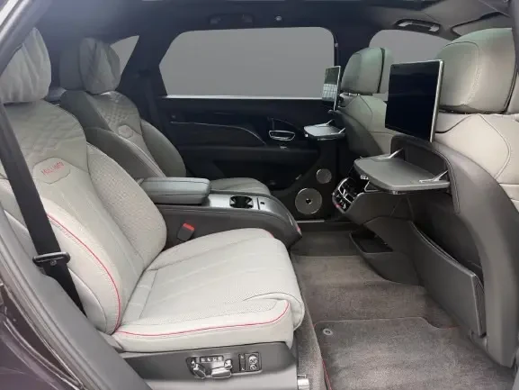 Bentley Bentayga V8 EWB = Mulliner = Гаранция, снимка 13 - Автомобили и джипове - 55486124