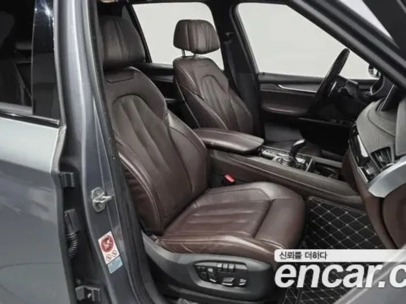 BMW X5 xDrive M50D, снимка 12 - Автомобили и джипове - 56254228