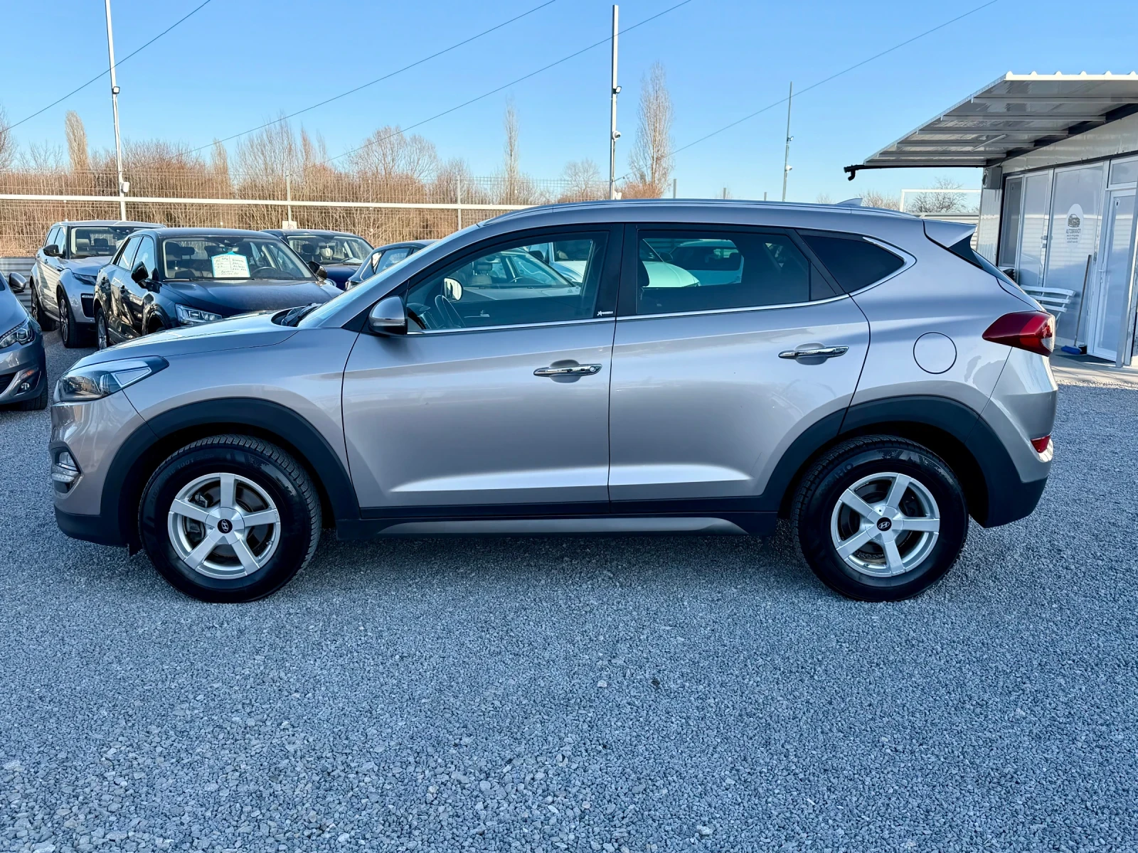Hyundai Tucson Xpossible/����/������/Lane assist/������� | Mobile.bg � ����������� 5
