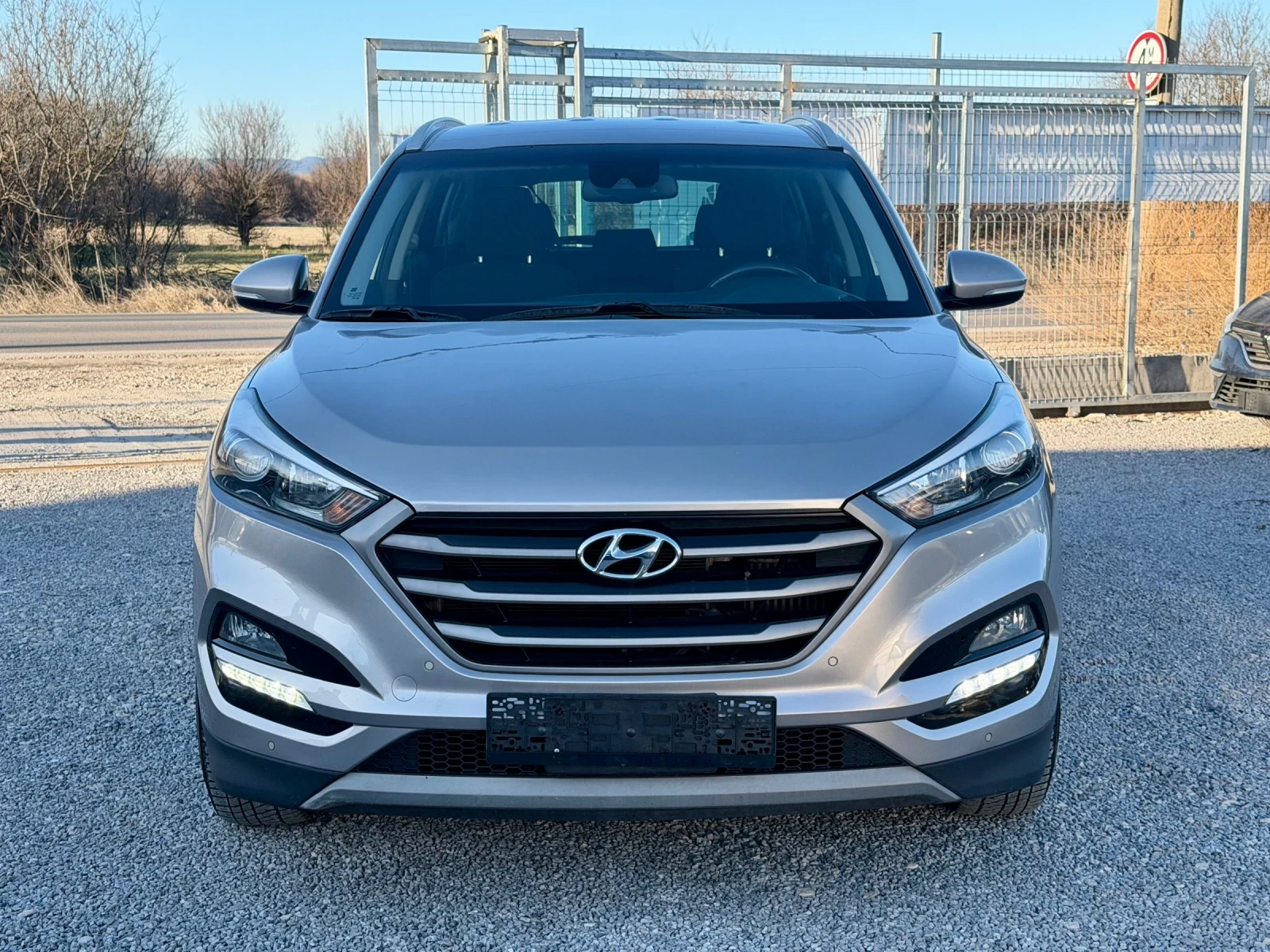 Hyundai Tucson Xpossible/����/������/Lane assist/������� | Mobile.bg � ����������� 2