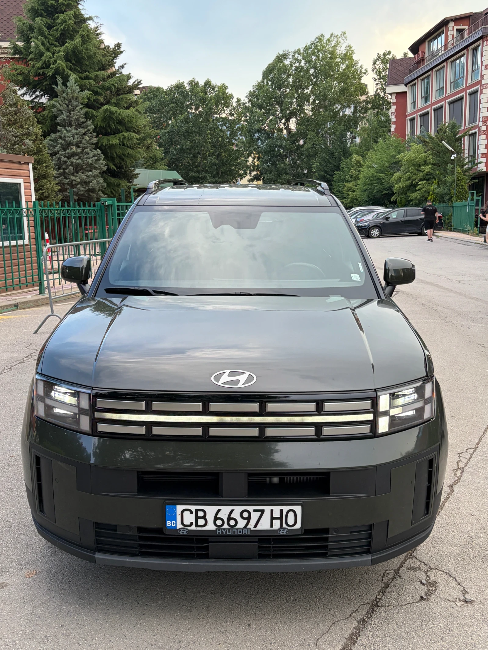 Hyundai Santa fe Santa Fe 2.5 T-GDI, снимка 2 - Автомобили и джипове - 54874606