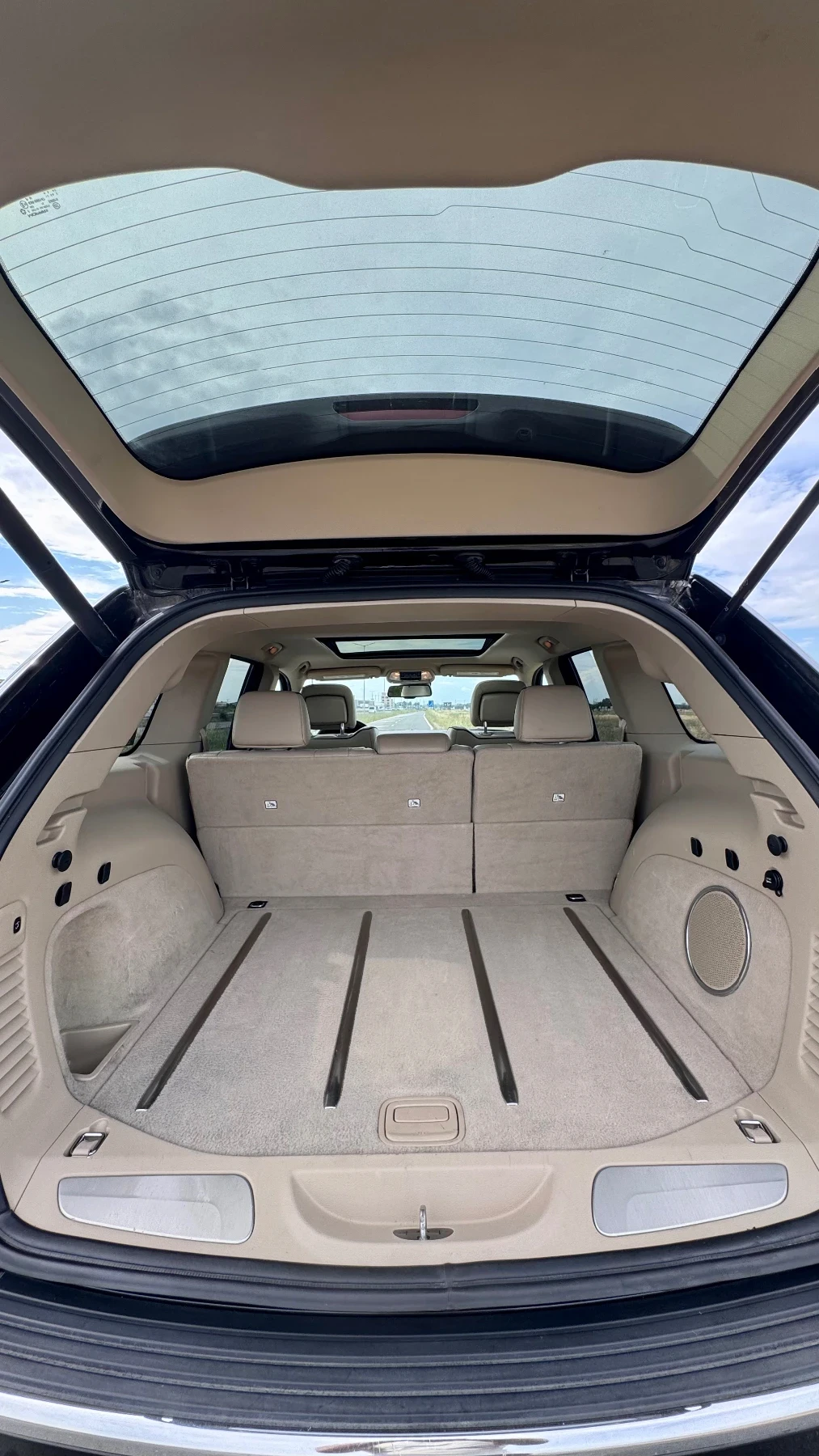 Jeep Grand cherokee 3.6 Overland* ДИСТР* ПАНОРАМА* ОБДУХ* 2 чифта гуми, снимка 16 - Автомобили и джипове - 55031517